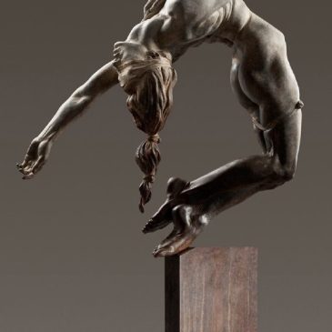 Пластичная фигура — работа скульптора Richard MacDonald.